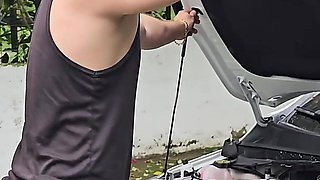 They Help Me Repair My Car and I Pay with a Fuck