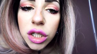 Horny blonde tereza solo toying