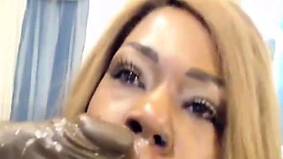 Ebony Cam Girl Plays with Sex Toy in HD