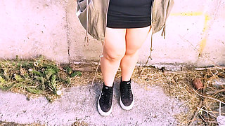 UNINHIBITED YOUNG WOMAN shows herself in PUBLIC and ENDS UP GIVING ME HER WET PANTIES