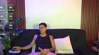 babe brunette 95 flashing pussy on live webcam