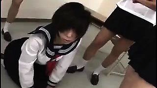 Foxy schoolgirl is punished in class and has to show her bu