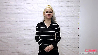 18yo Katya Poses Naked for the First Time in Her Life Interview