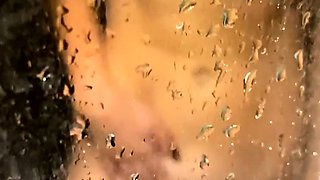 Ebony girl showers her big ass amp masturbating