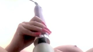 Big boob brunette masturbates on webcam
