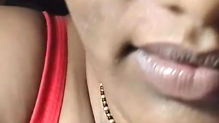 Desi Bihari bhabhi showing boobs on videocall