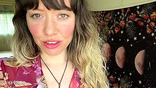 Brunette Solo Webcam Masturbation