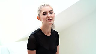 Party teen blowjob cumshot