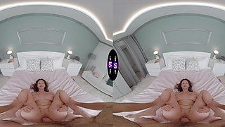 Teen Lola craves massive cock in HD VR
