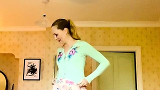 Webcam brunette furios anger masturbation 2