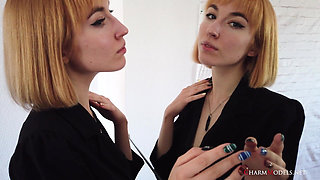 Lilly Mays with the Amazing Body in the Mirror