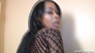Graceful gill - interracial sex - Ebony Tugs