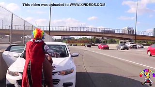 Gibby The Clown Plumbs Tastey Tee On Atlanta’s Most In Demand Highway