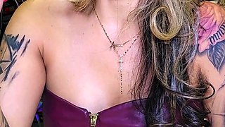 Close up MiLF getting it in the ass