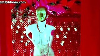 Slutty amateur flashing her big boobs in the backseat