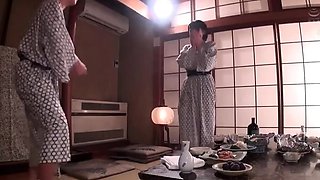Amateur asian gf outdoor sex and cumshot