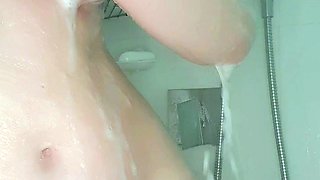 Cute amateur brunette naughty in solo jerking show on camera