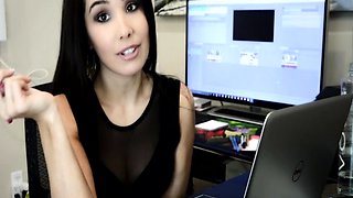 Brunette Solo Webcam Masturbation
