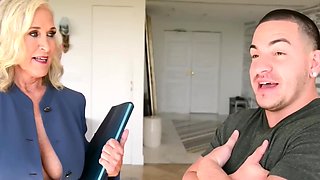 Mature Realtor Katie Hot Sex Story