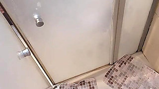 Big Belly BBW Shower Time Fun: Saggy Tits, Amazing Big Booty & Wet Curvy Body