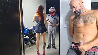 Naughty Redhead Wife Fucks Delivery Boy in 4K - Hot Cheating Cuckold Action!