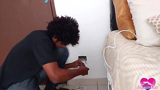 Handyman Fucks Mandy May Xtuper Hard - Huge Anal Gape & Squirting Creampie