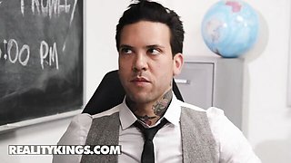 Mouth fuck action with hot Small Hands and Vina Sky from RK Prime