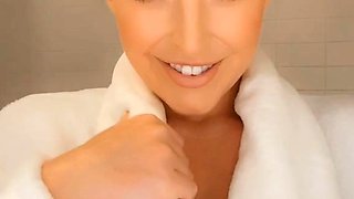 Leann amateur beautiful brunette with big boobs