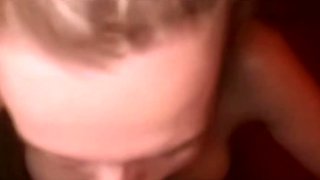 plein de faciale en vidant des bites au gloryhole