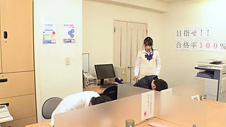 https:\/\/bit.ly\/33KBRbi\u3000&quot;Don&#039;t look ... pee leaks ...&quot; A girl in uniform who can&#039;t stand the pleasure of incontinence in a Japanese style toilet and is given with diuretics and aphrodisiacs by a instructor.[Part 4]