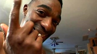 Sexy Slut Gives A Big Cock A Blowjob In The Car