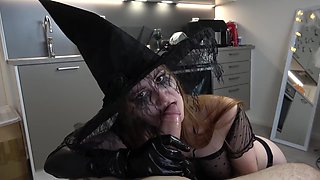 Witch sucks magic stick and wants to swallow cum - Halloween Porn