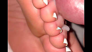 Very Close up Sexy Feet Delicate Tiny Toes POV