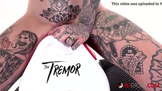 Amber Luke Tattooed Aussie Solo Masturbation with Toy First Time Tremor