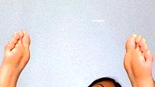Big boobs webcam slut toys her asshole