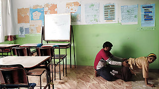 Indian Kolkata School Girl Sex In Class