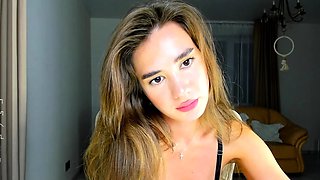 Cute blonde amateur webcam teen masturbating