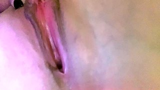 Amateur Close Up Squirting Masturbation