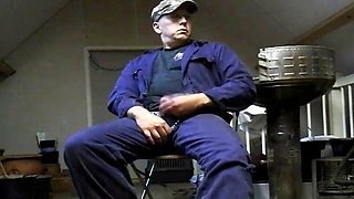 Big-Cock Farmer Daddy Jerks Off