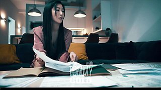 Parasites action with ravishing Tommy Gold and Emiri Momota from Parasited