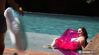 DOUBLE PENETRATION Pool Soiree - Milly Marks 2