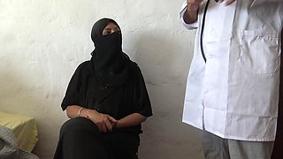 This Turkish Muslim Granny Is Shocked! Doctor Pulls Out His Big Cock