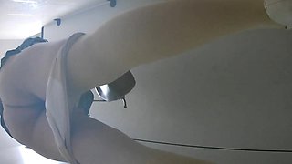 Pulled amateurs close up car sex