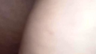 NYMPHOMANIAC DOESN'T GO SANS A DINKY, NOT EVEN A DAY, SHE CONCLUDES HERSELF ON HER 22 CM FUCKTOY AND NEARLY COMPLETES HER VIRGINAL VAGINA