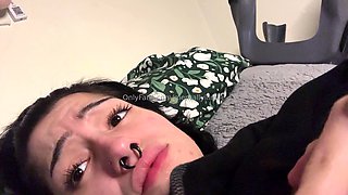 Cam girl masturbates close up using her fingers and toy