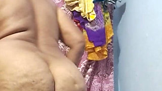 Tamil Aunty Playing Boobs and Pussy