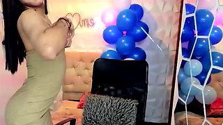 Brunette Couch Webcam Solo Fun Masturbating