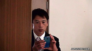 Slutty Japanese secretary Aihara Miho is masturbating in the office