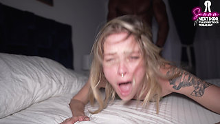 Wife Gets Surprised By Husband With a BBC On Vacations And Gets Spitroasted